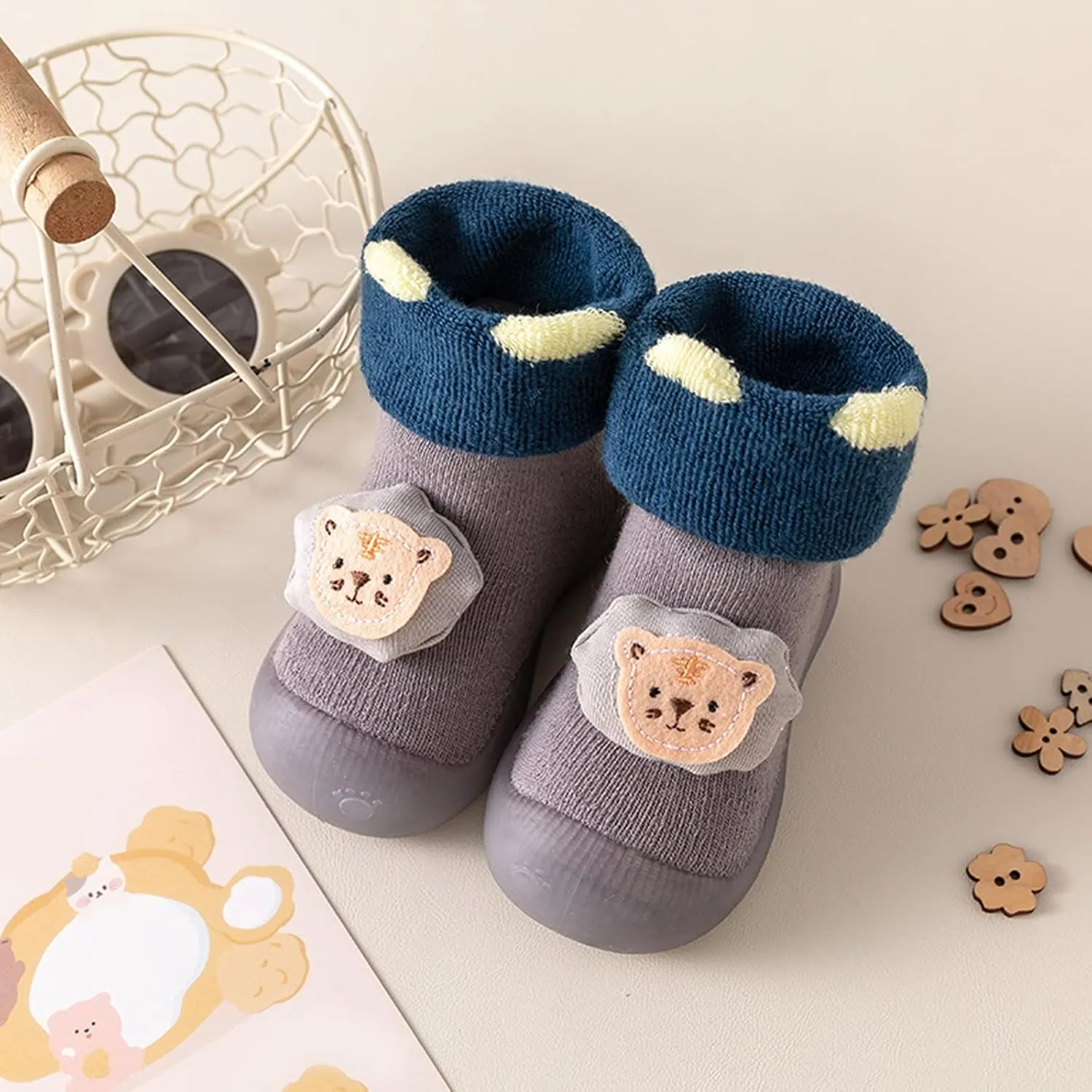 Baby Shoes Boys Girls Breathable Walking Sock Infant Shoes Baby First Walking Shoes Non-Slip Soft Sole Toddle Sneaker (Grey, 12-18 Months)