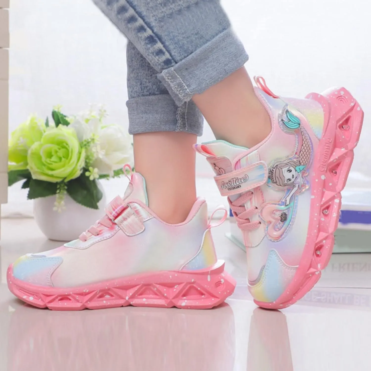 Girls?? Princess Shoes Slip On Light-Up Sneakers Mermai?? Shoes Breathable Mesh Sneakers Lightweight Running Shoes