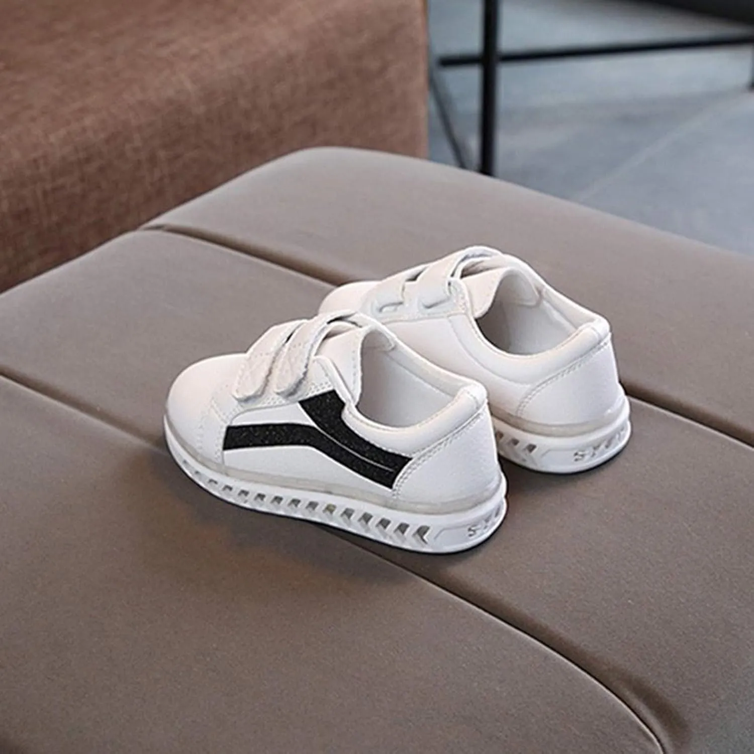 Kids Light Up Shoes Toddler Girls Boys Breathable Led Flashing Sneakers USB Charge Toddler First Walking Sneaker
