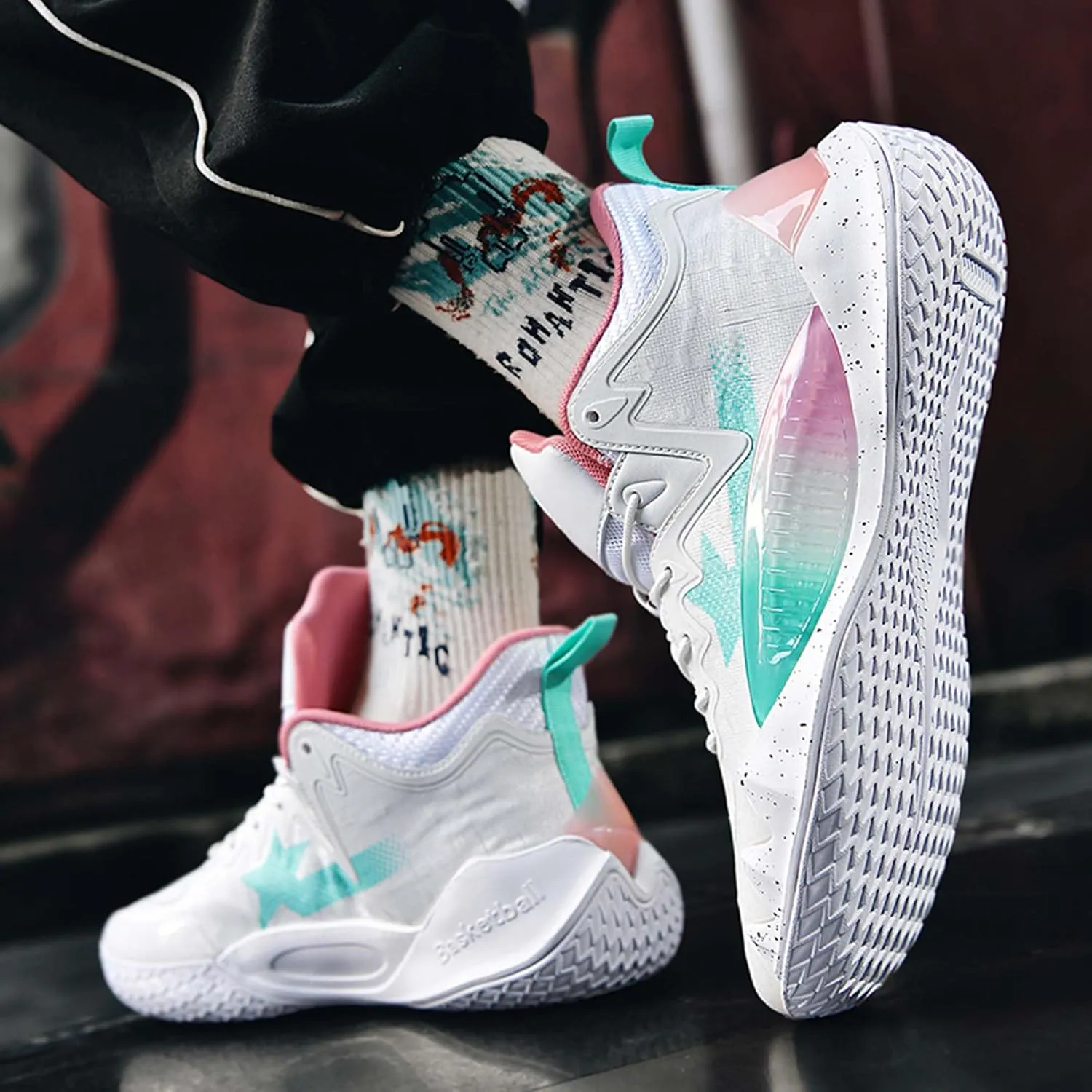 Men's High Top Basketball Shoes Non-Slip Wearable Sneakers Breathable Training Running Shoes