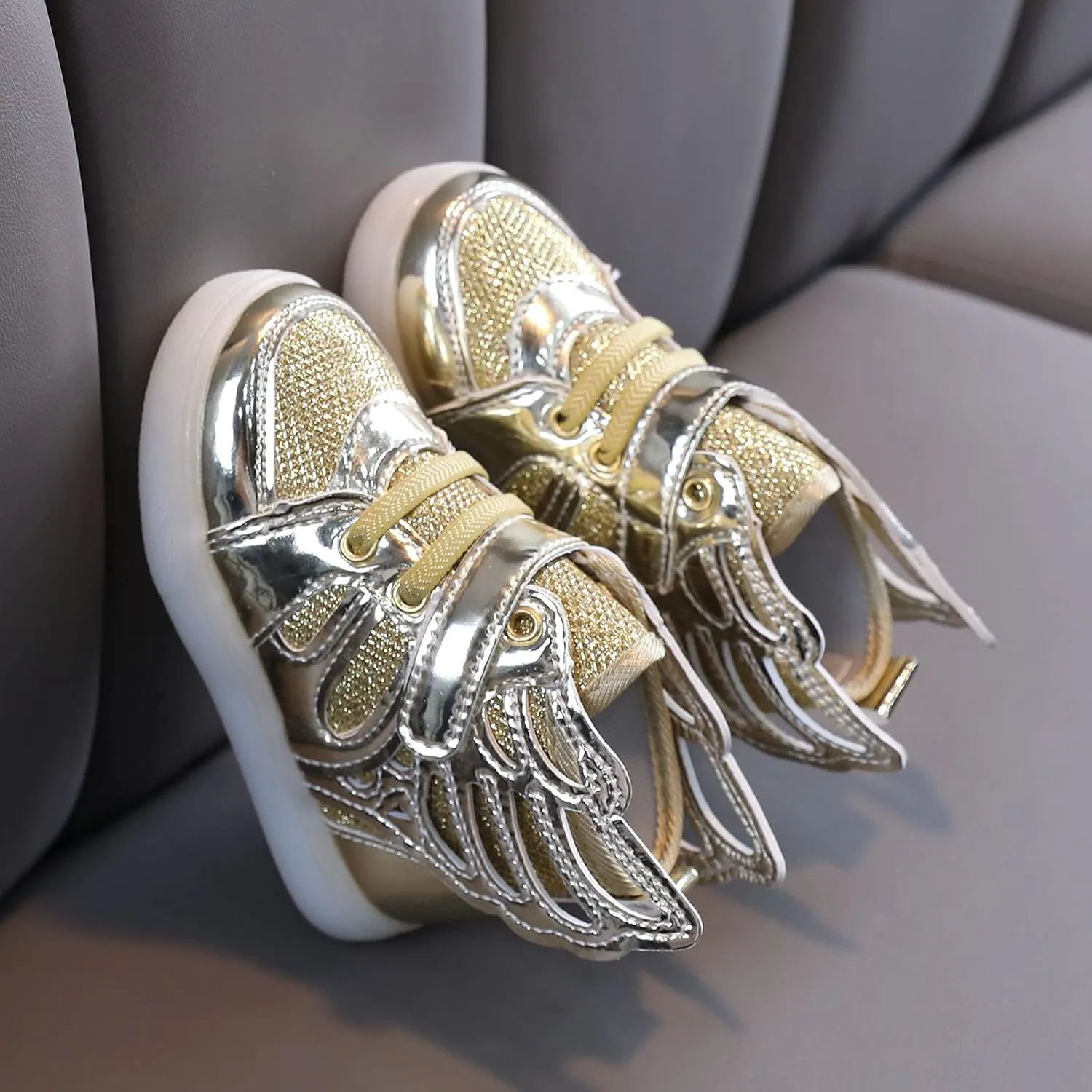 POLG Toddler Led Light Shoes Boy Girl Infant Sneakers Bling Led Light Luminous Sport Shoes Gift for Newborn