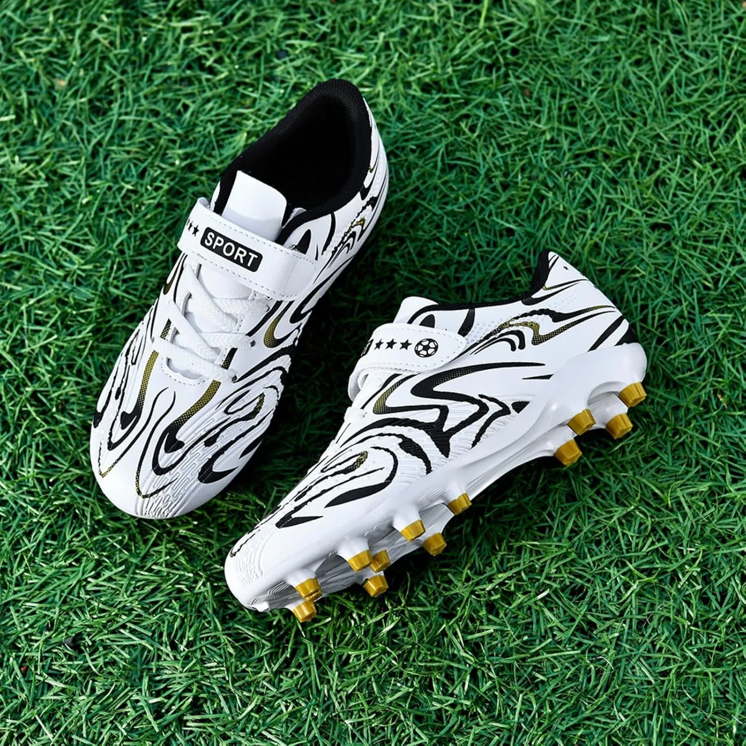 Soccer Cleats for Boys & Girls ?C Youth Lightweight Football Shoes for Kids ?C Indoor/Outdoor Athletic Training, Running, and Soccer ?C Non-Slip Comfortable Kids Cleats