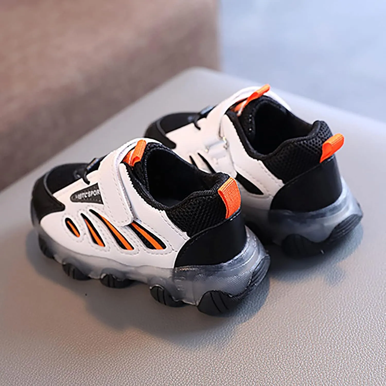 Toddler Boys Girls Sneakers LED Light Breathable Running Sneakers for 1-6T Little Kids Baby Light Up Sport Crib Shoes