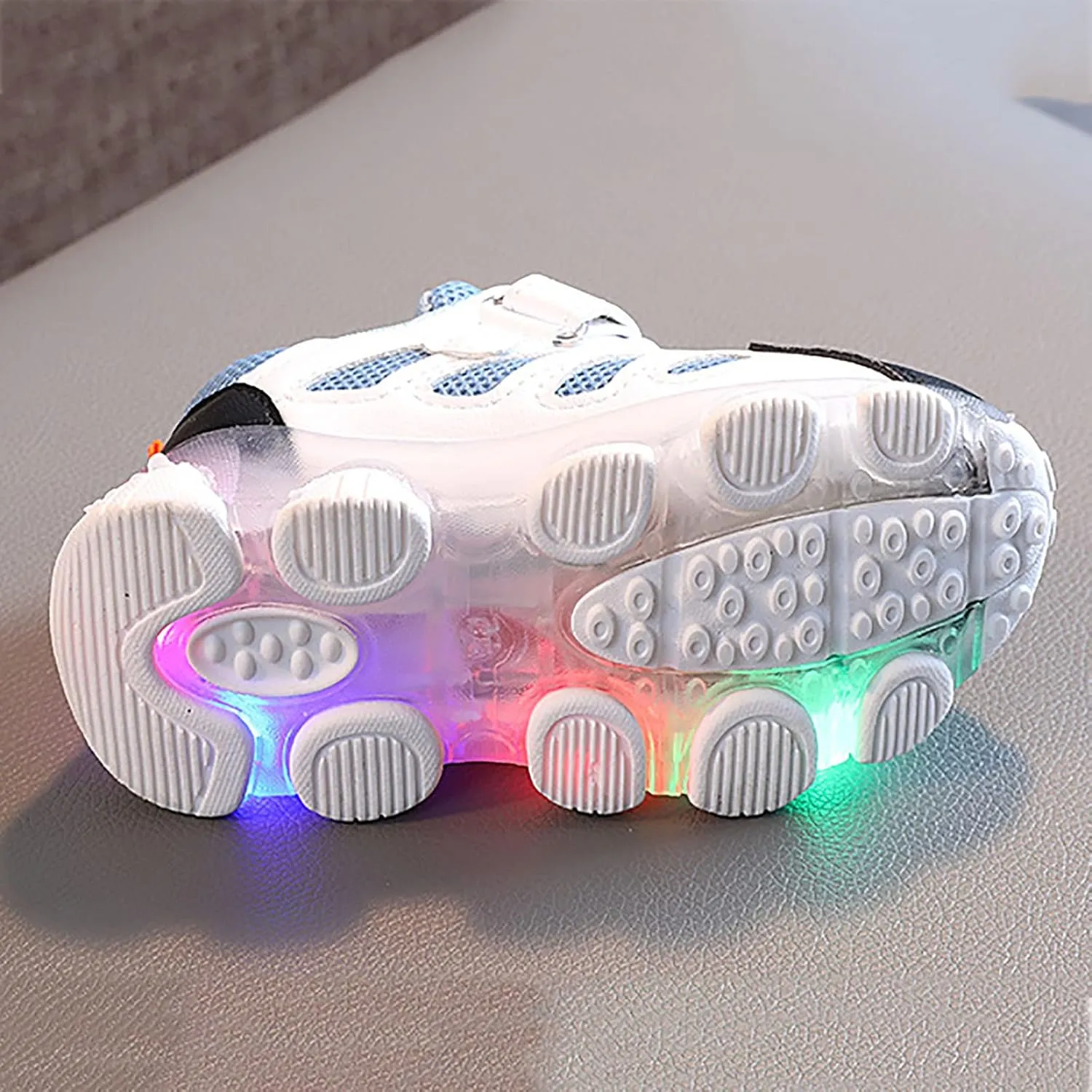 Toddler Boys Girls Sneakers LED Light Breathable Running Sneakers for 1-6T Little Kids Baby Light Up Sport Crib Shoes